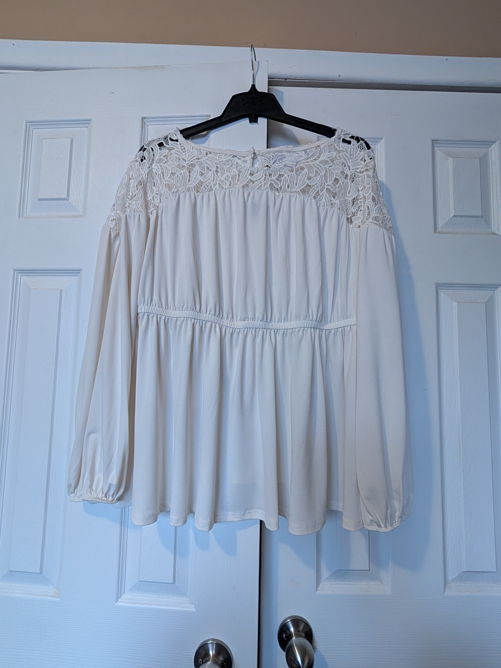 Torrid Cream Lace Yoke Peasant Blouse